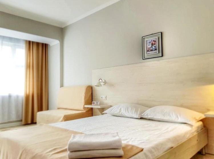 Sky Hotel Бишкек Екстериор снимка