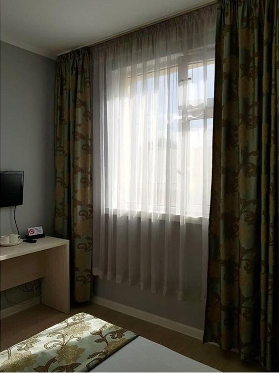 Sky Hotel Бишкек Екстериор снимка
